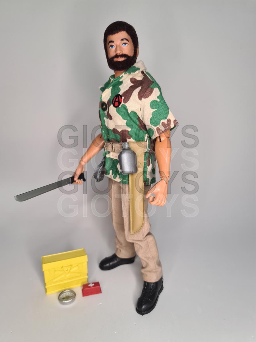 Boneco Falcon