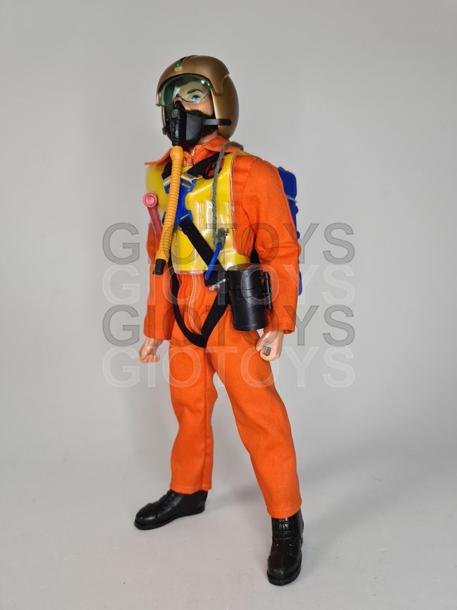 Boneco Falcon